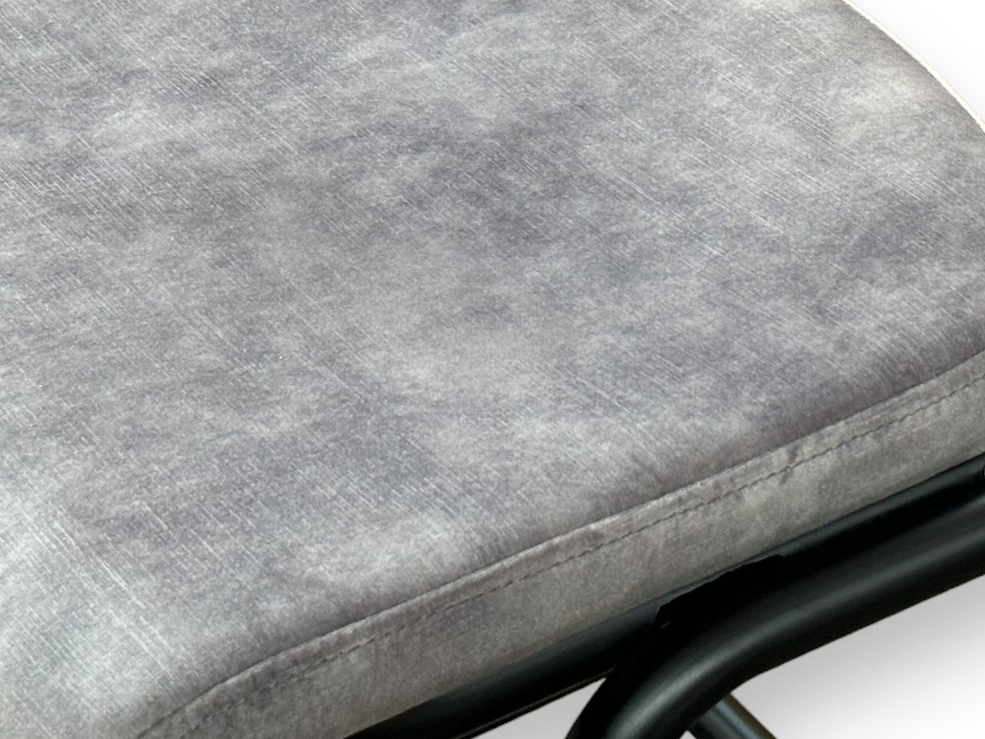 Schoolchair Barstool w arms