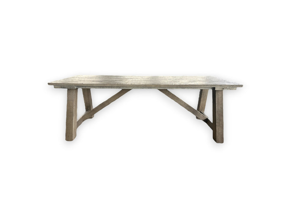 Castle dining table