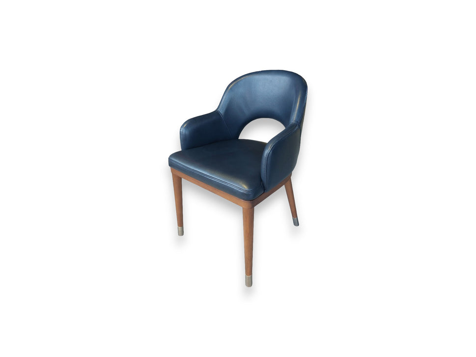 Titus Chair