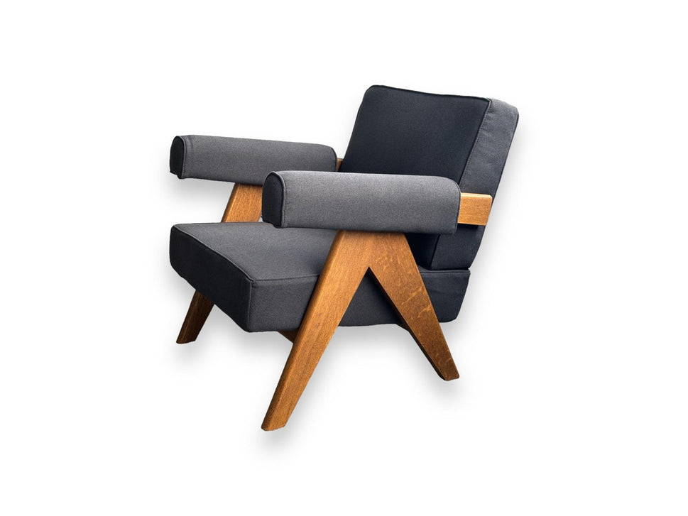 Brief low Armchair (Hardy)